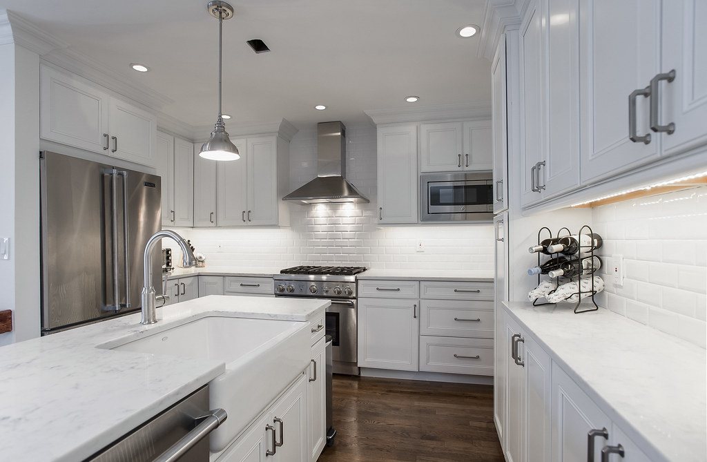 Waterproof Flooring Options for Luxury Kitchens