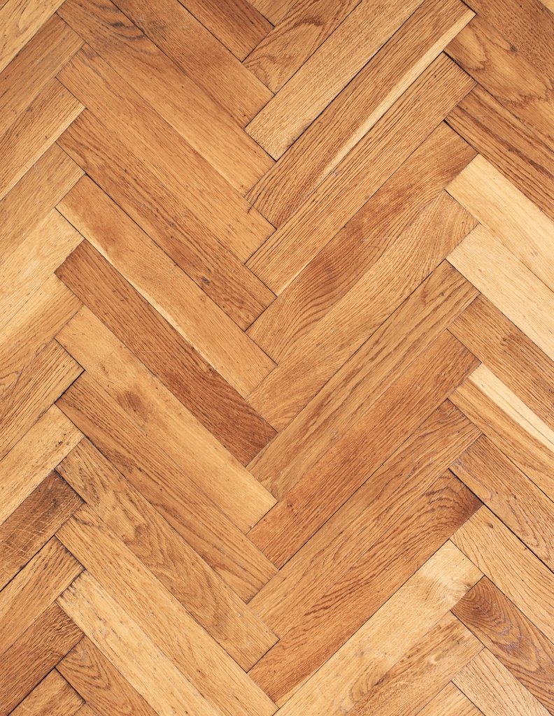 Herringbone detail in natural oak